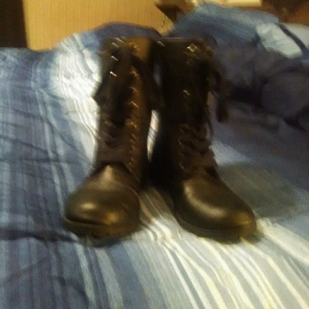 Rampage boots